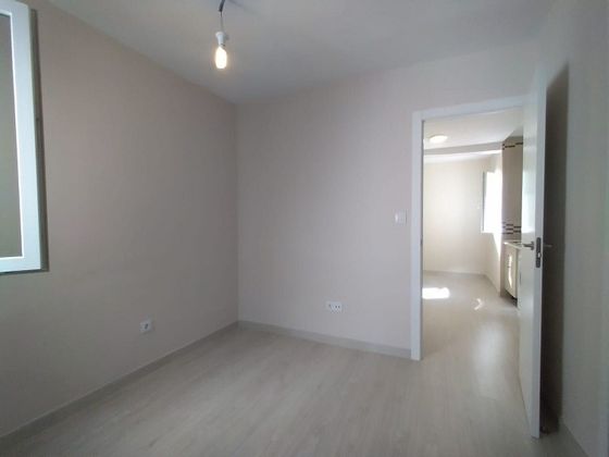 Foto 2 de Venta de piso en Palos de Moguer de 2 habitaciones con aire acondicionado y calefacción