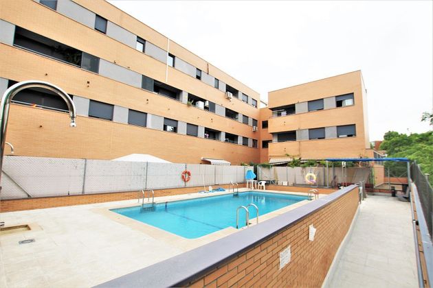 Foto 1 de Dúplex en venda a calle De Fayón de 3 habitacions amb piscina i garatge