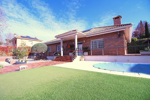 Foto 2 de Xalet en venda a El Castillo Campodón de 6 habitacions amb piscina i garatge