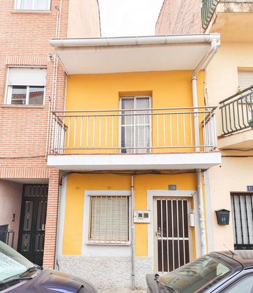 Foto 1 de Casa adossada en venda a calle Real de Burgos de 4 habitacions i 135 m²