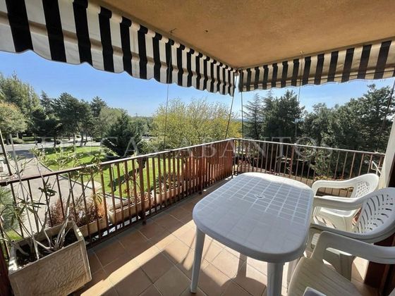 Foto 1 de Pis en lloguer a Zaburdón - Monte Escorial de 4 habitacions amb terrassa i piscina