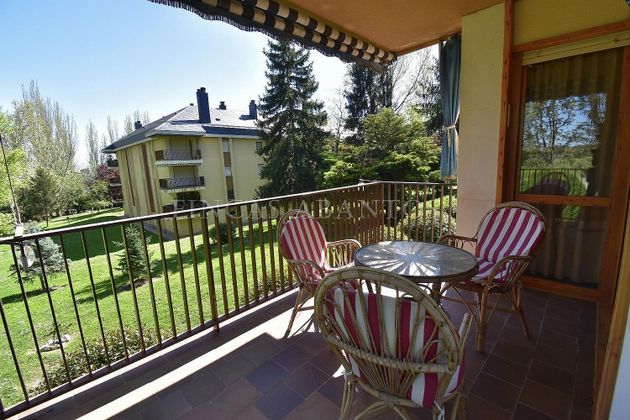 Foto 2 de Pis en venda a Zaburdón - Monte Escorial de 4 habitacions amb terrassa i piscina