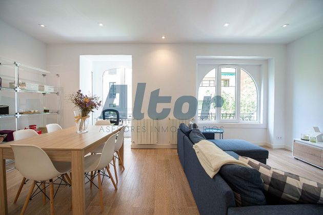 Foto 1 de Piso en venta en Trafalgar de 2 habitaciones con balcón y aire acondicionado