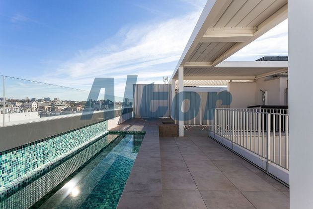 Foto 1 de Ático en venta en Nuevos Ministerios - Ríos Rosas de 4 habitaciones con terraza y piscina