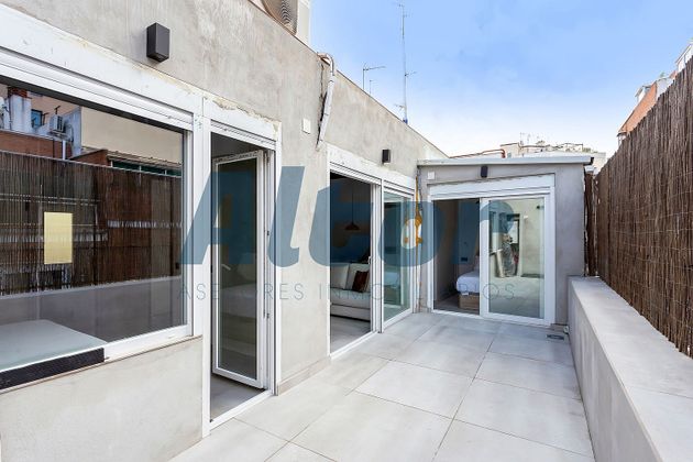 Foto 2 de Àtic en venda a El Viso de 2 habitacions amb terrassa i mobles