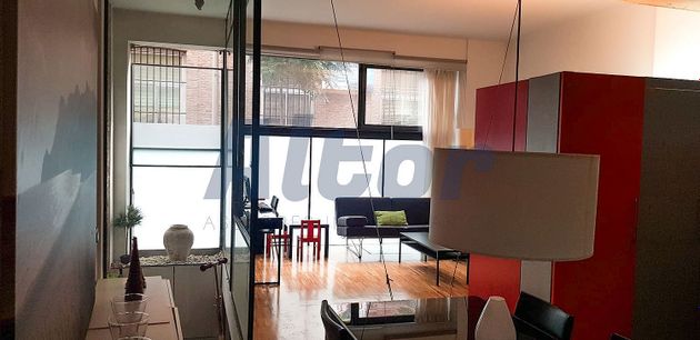 Foto 2 de Dúplex en alquiler en Guindalera de 2 habitaciones con terraza y muebles