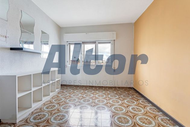 Foto 2 de Piso en venta en Salvador de 2 habitaciones con terraza y aire acondicionado