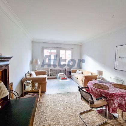 Foto 2 de Piso en alquiler en El Viso de 2 habitaciones con muebles y aire acondicionado
