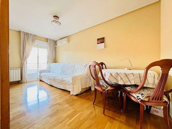 Foto 1 de Pis en venda a Centro - Alcobendas de 3 habitacions amb terrassa i aire acondicionat