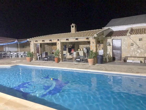 Foto 1 de Xalet en venda a Linares de 4 habitacions amb terrassa i piscina