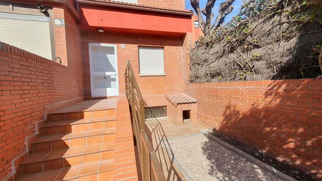 Foto 2 de Casa adosada en venta en Monte Rozas de 4 habitaciones con terraza y piscina