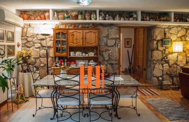 Foto 1 de Xalet en venda a Pueblo - Urb. Norte de 5 habitacions amb garatge i jardí