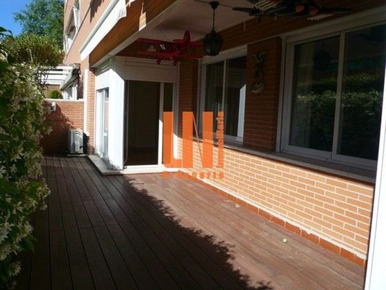 Foto 2 de Pis en lloguer a Parque Empresarial de 3 habitacions amb terrassa i piscina
