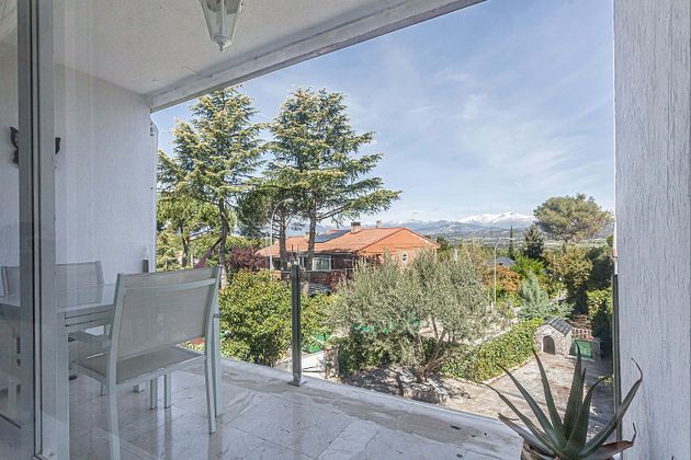Foto 2 de Casa en venda a La Navata de 6 habitacions amb terrassa i piscina