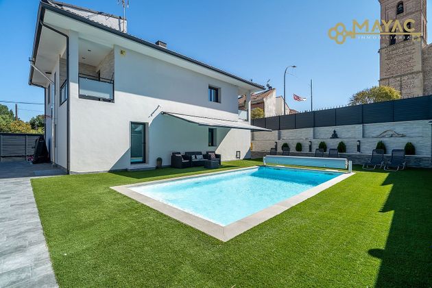 Foto 2 de Xalet en venda a Fuente el Saz de Jarama de 6 habitacions amb terrassa i piscina