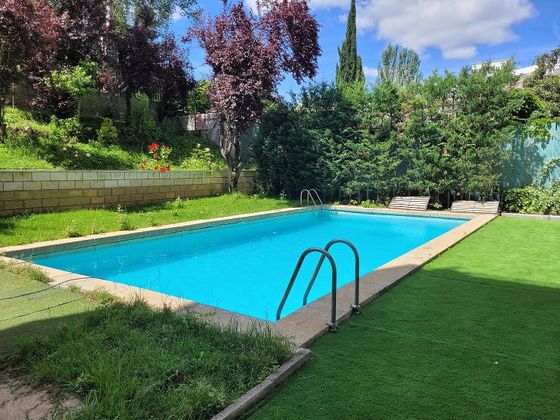 Foto 1 de Pis en venda a El Viso de 5 habitacions amb terrassa i piscina