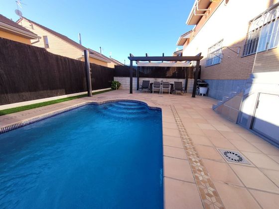 Foto 2 de Casa en venda a Miramadrid de 3 habitacions amb terrassa i piscina