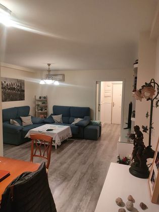 Foto 2 de Piso en venta en calle Duero de 3 habitaciones con jardín y aire acondicionado
