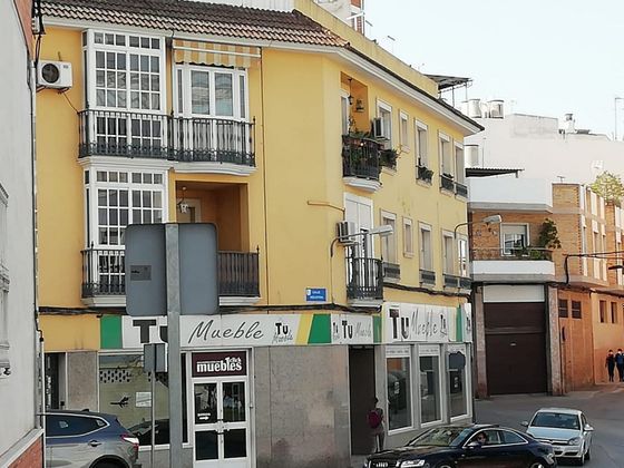Foto 1 de Pis en venda a Puente Genil de 3 habitacions amb terrassa i balcó