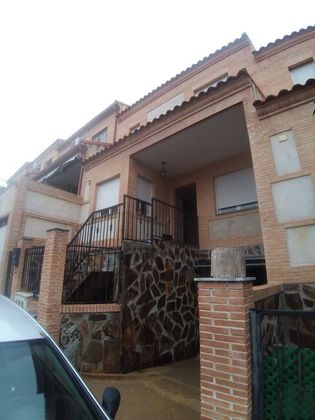 Foto 1 de Venta de casa adosada en calle Fray Melchor de 4 habitaciones con terraza y garaje