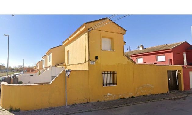Foto 1 de Casa en venda a calle Príncipe Felipe de 3 habitacions amb terrassa i jardí