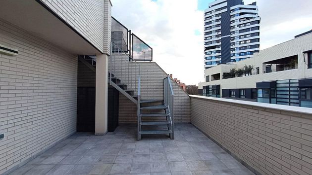 Foto 1 de Venta de ático en calle Algete de 2 habitaciones con terraza y piscina