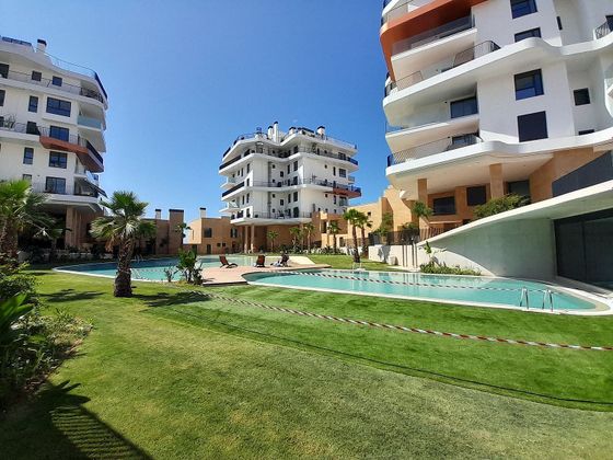 Foto 2 de Pis en lloguer a La Cala de Villajoyosa de 2 habitacions amb terrassa i piscina