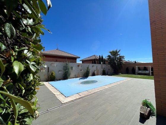 Foto 2 de Chalet en venta en Miramadrid de 4 habitaciones con terraza y piscina