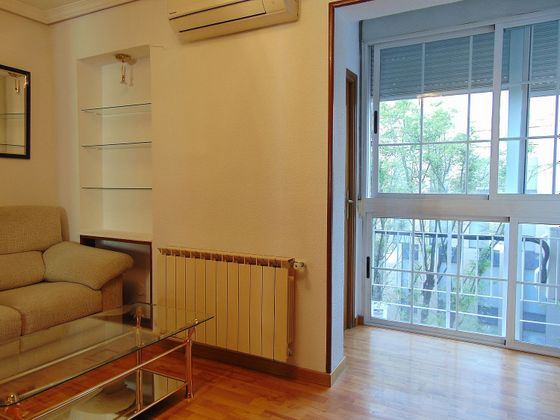 Foto 2 de Alquiler de piso en Imperial de 2 habitaciones con muebles y aire acondicionado