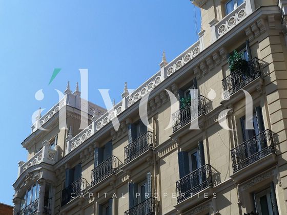 Foto 2 de Pis en venda a Castellana de 4 habitacions amb garatge i balcó