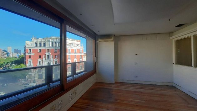 Foto 1 de Alquiler de oficina en Almagro con terraza y ascensor