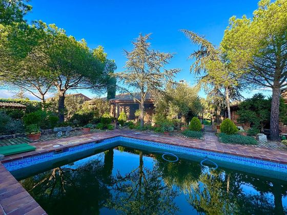 Foto 2 de Xalet en venda a Pueblo - Urb. Norte de 4 habitacions amb piscina i garatge