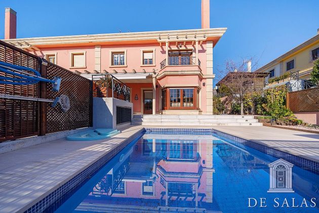 Foto 2 de Casa en venta en El Encinar de los Reyes de 6 habitaciones con terraza y piscina