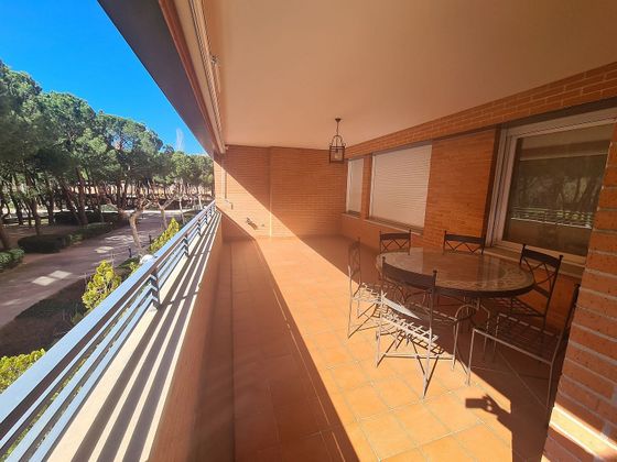 Foto 1 de Pis en lloguer a Prado de Somosaguas de 5 habitacions amb terrassa i piscina