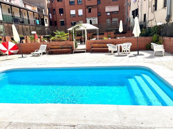 Foto 2 de Estudio en alquiler en Cuatro Caminos con piscina y jardín