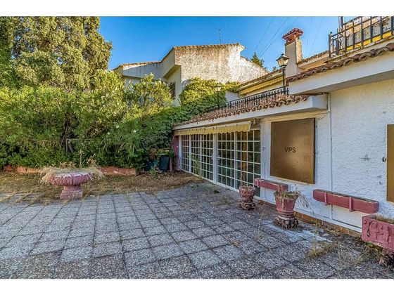 Foto 2 de Xalet en venda a Pelayos de la Presa de 6 habitacions amb terrassa i piscina
