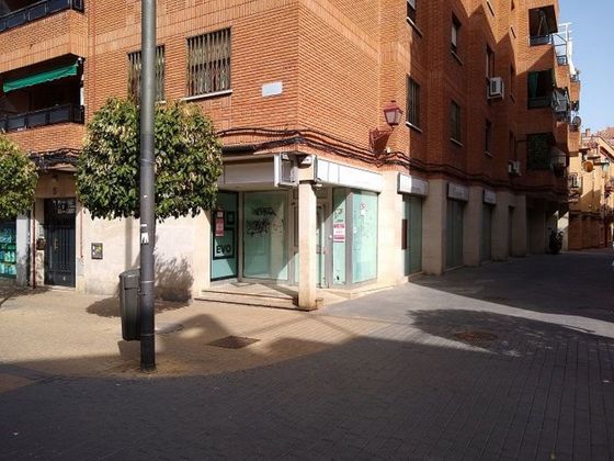 Foto 1 de Local en venda a calle Toledo de 289 m²