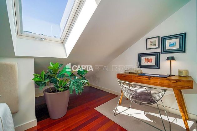 Foto 2 de Ático en alquiler en Castellana de 2 habitaciones con muebles y balcón