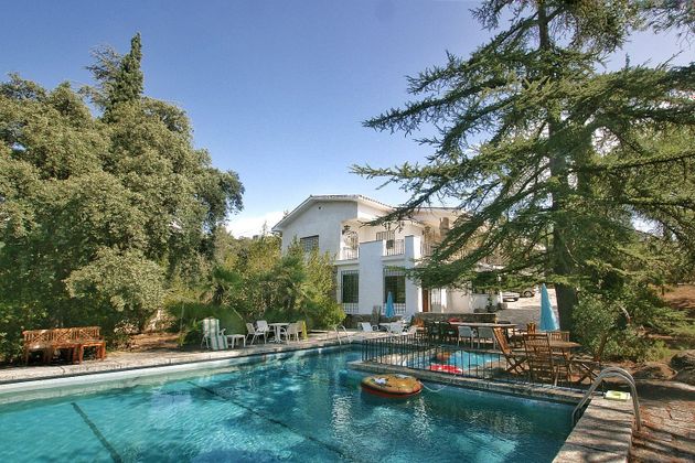 Foto 2 de Xalet en venda a Los Peñascales de 8 habitacions amb terrassa i piscina
