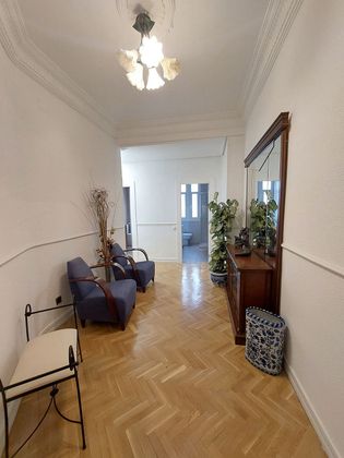 Foto 1 de Piso en alquiler en Sol de 3 habitaciones con muebles y balcón