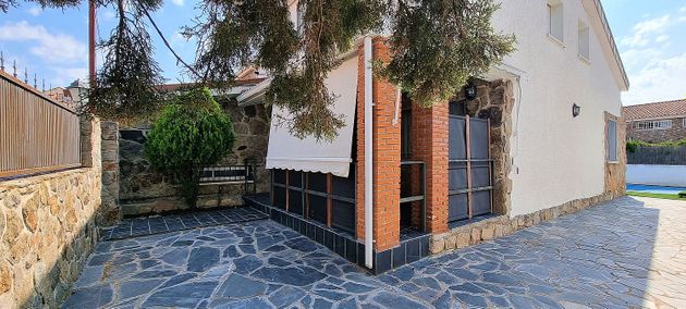 Foto 2 de Casa en lloguer a calle Chozas de 3 habitacions amb terrassa i piscina