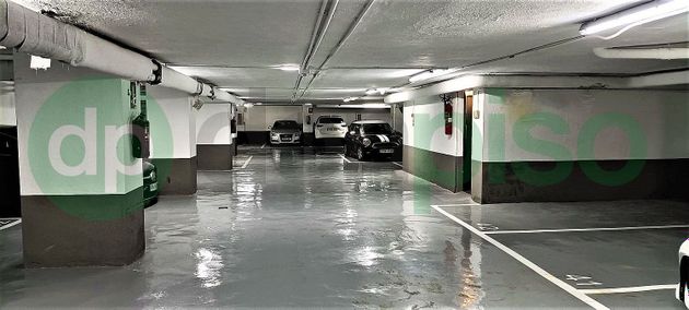 Foto 1 de Garatge en venda a calle De Orense de 18 m²