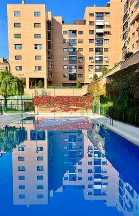 Foto 1 de Pis en venda a Valdebernardo - Valderribas de 2 habitacions amb piscina i garatge