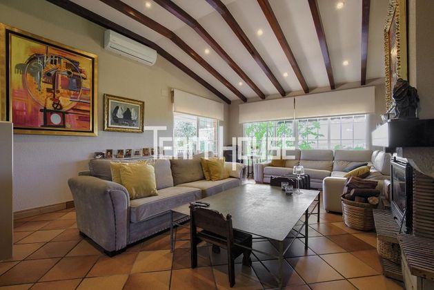 Foto 2 de Chalet en venta en Casar (El) de 4 habitaciones con terraza y piscina