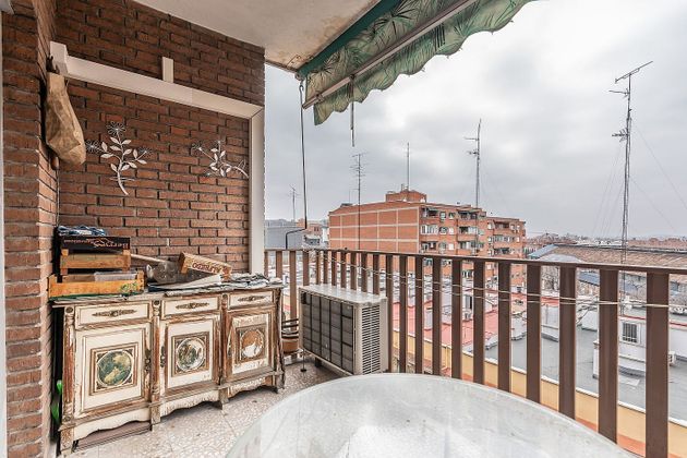 Foto 2 de Venta de piso en Palos de Moguer de 4 habitaciones con terraza y jardín