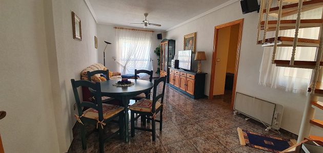 Foto 1 de Dúplex en venta en calle Vizcaya de 3 habitaciones con garaje y aire acondicionado