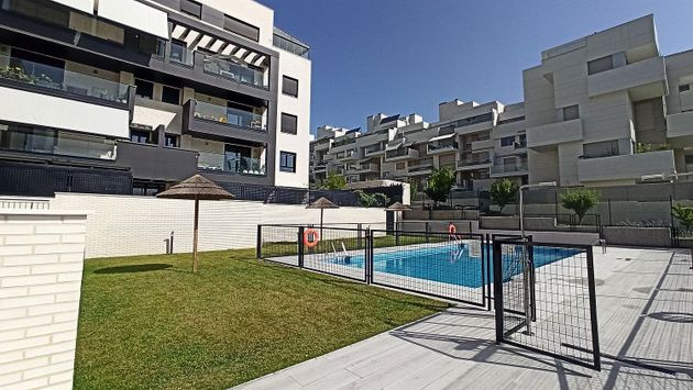 Foto 2 de Piso en venta en Tempranales de 3 habitaciones con terraza y piscina