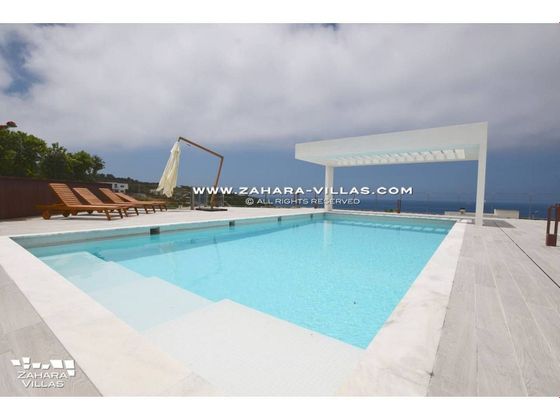 Foto 1 de Venta de chalet en Tarifa de 5 habitaciones con terraza y piscina