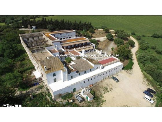 Foto 2 de Casa en venda a Barbate ciudad de 20 habitacions amb terrassa i piscina