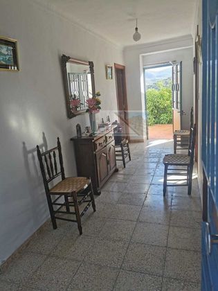 Foto 1 de Casa adosada en venta en Almedinilla de 6 habitaciones con terraza